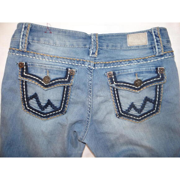 Vintage Y2K YMI Women's Boot Cut Jeans Light Wash Size 7 - Picture 4 of 4